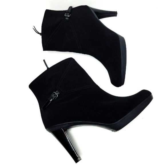 Stuart Weitzman Goretex  ankle Booties - Picture 4 of 9